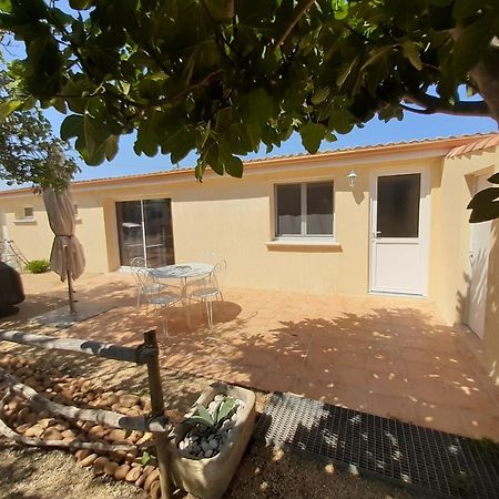 Petite Maison De Campagne Gardoise Théziers Екстериор снимка